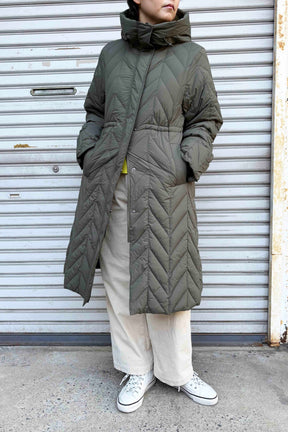 キルティングダウンコート