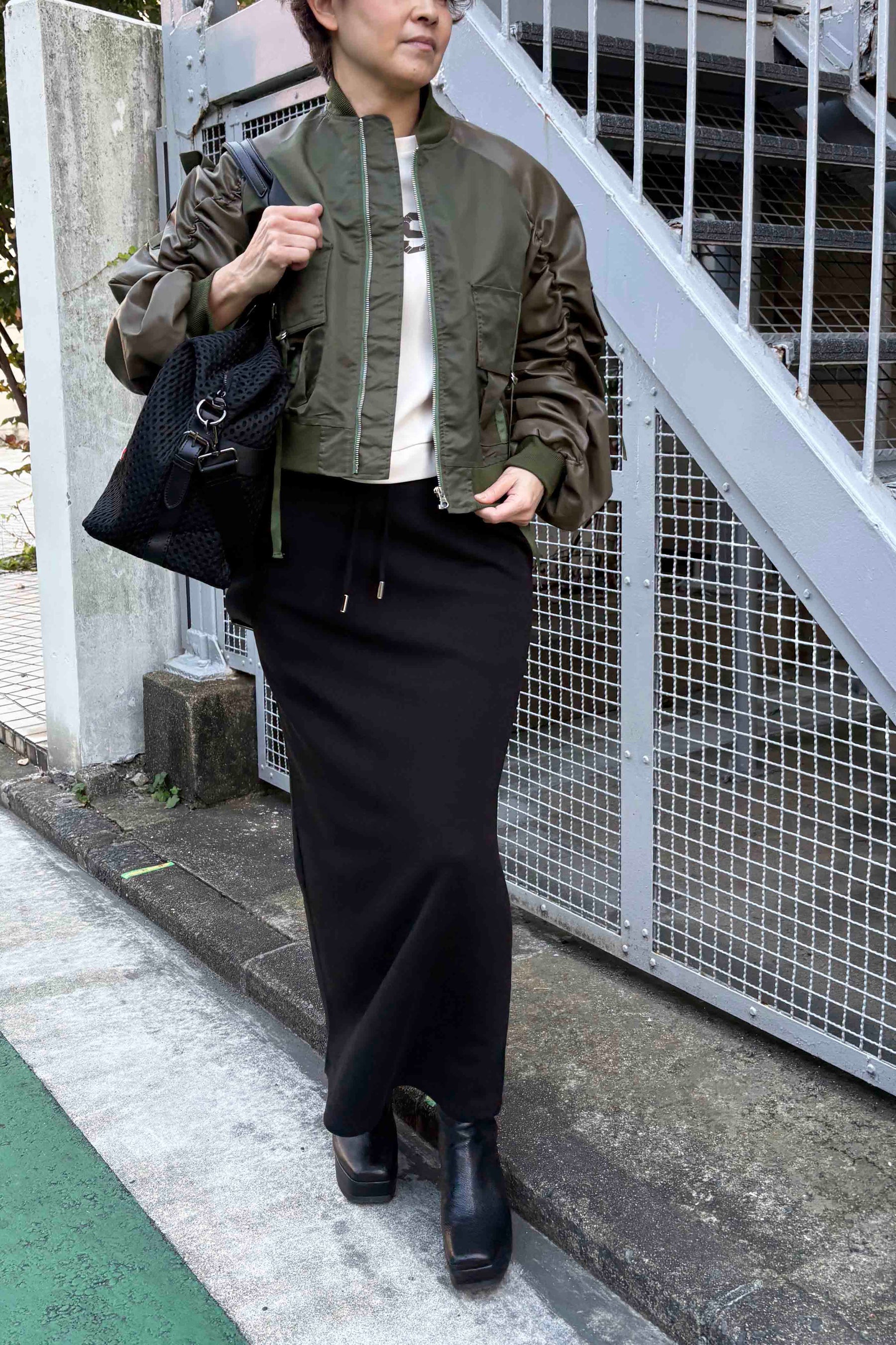 ボンバーフライトジャケット