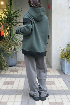 trois (トロア) ハイテンションストレートセミワイドパンツ T246-87020　グレー