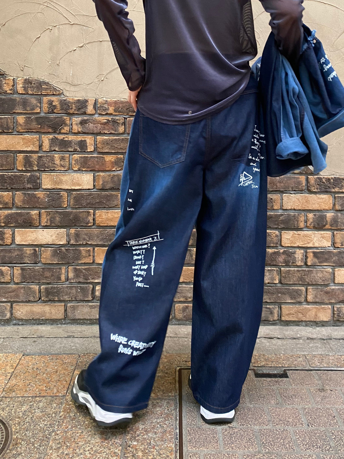 グラフィティデニムパンツ | GRAFFITI DENIM PANTS