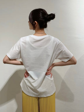 ロゴテープTシャツ