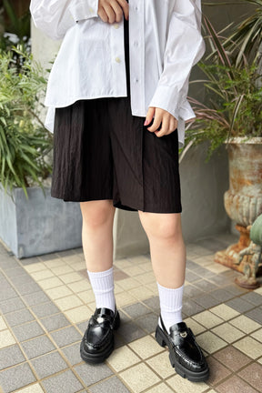 タックイージーショートパンツ