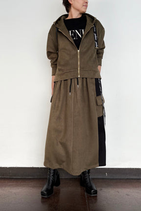 バックフレアスエードパーカー