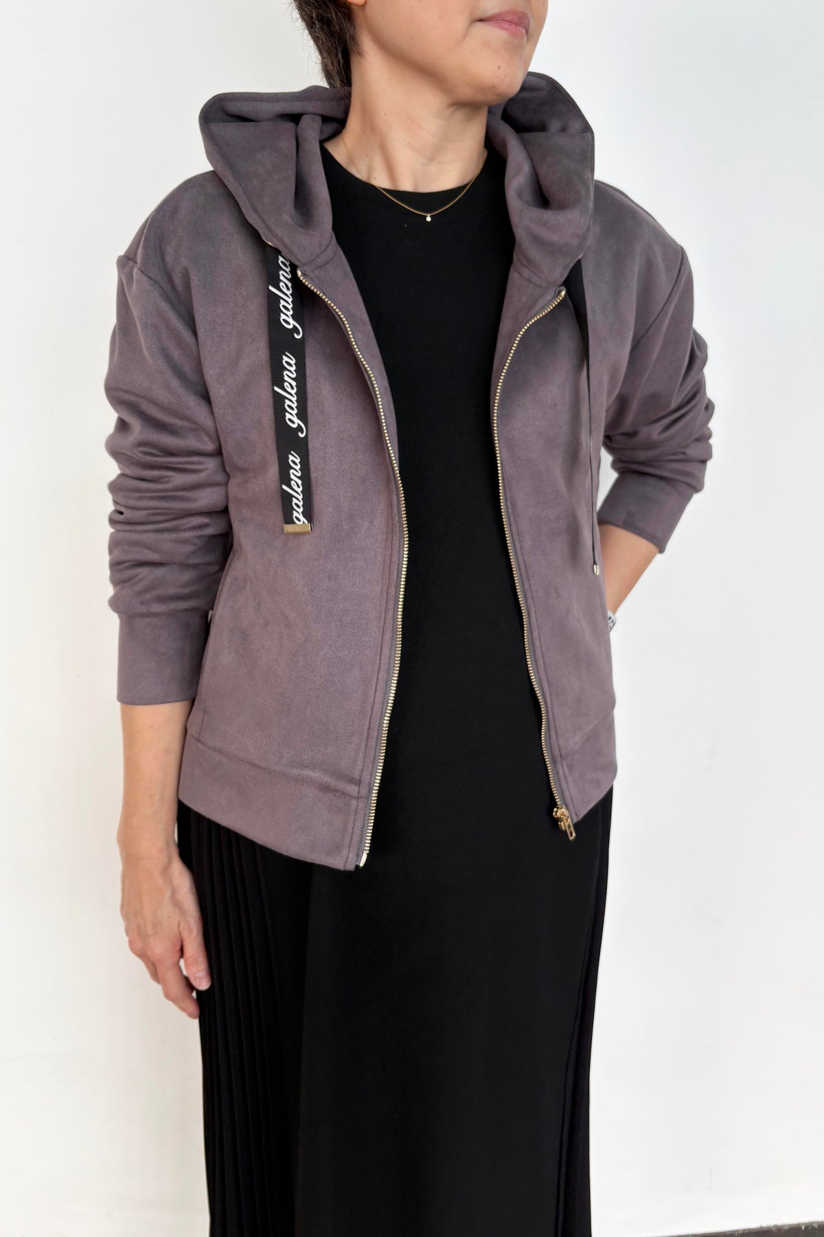 バックフレアスエードパーカー