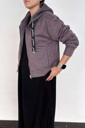 バックフレアスエードパーカー