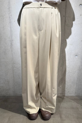 ROSIEE(ロージー)2タックワイドパンツ　R082734　ベージュ