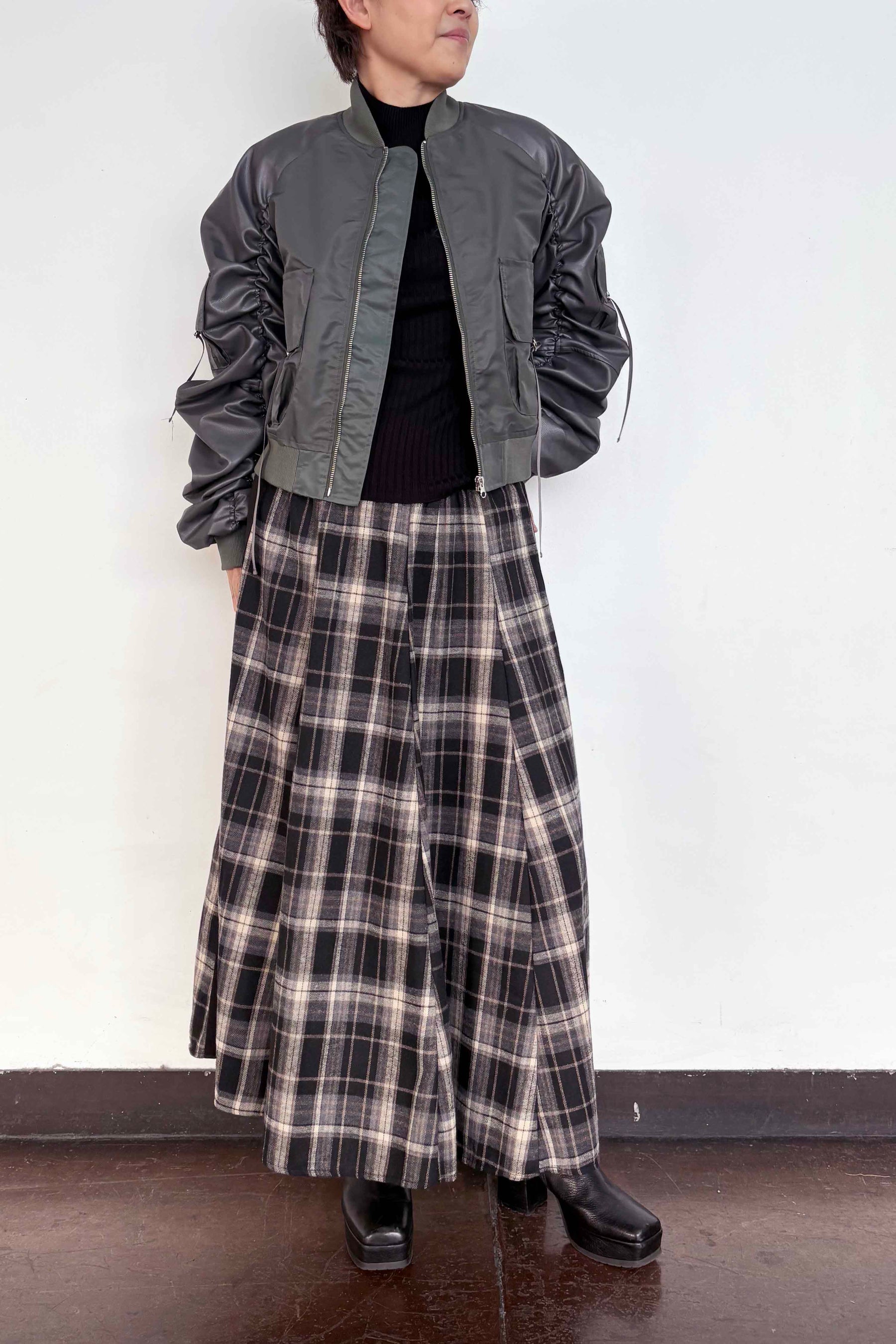 ボンバーフライトジャケット