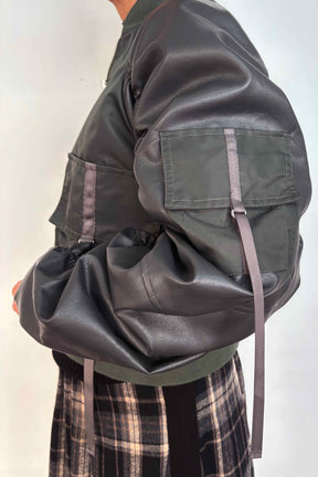 ボンバーフライトジャケット