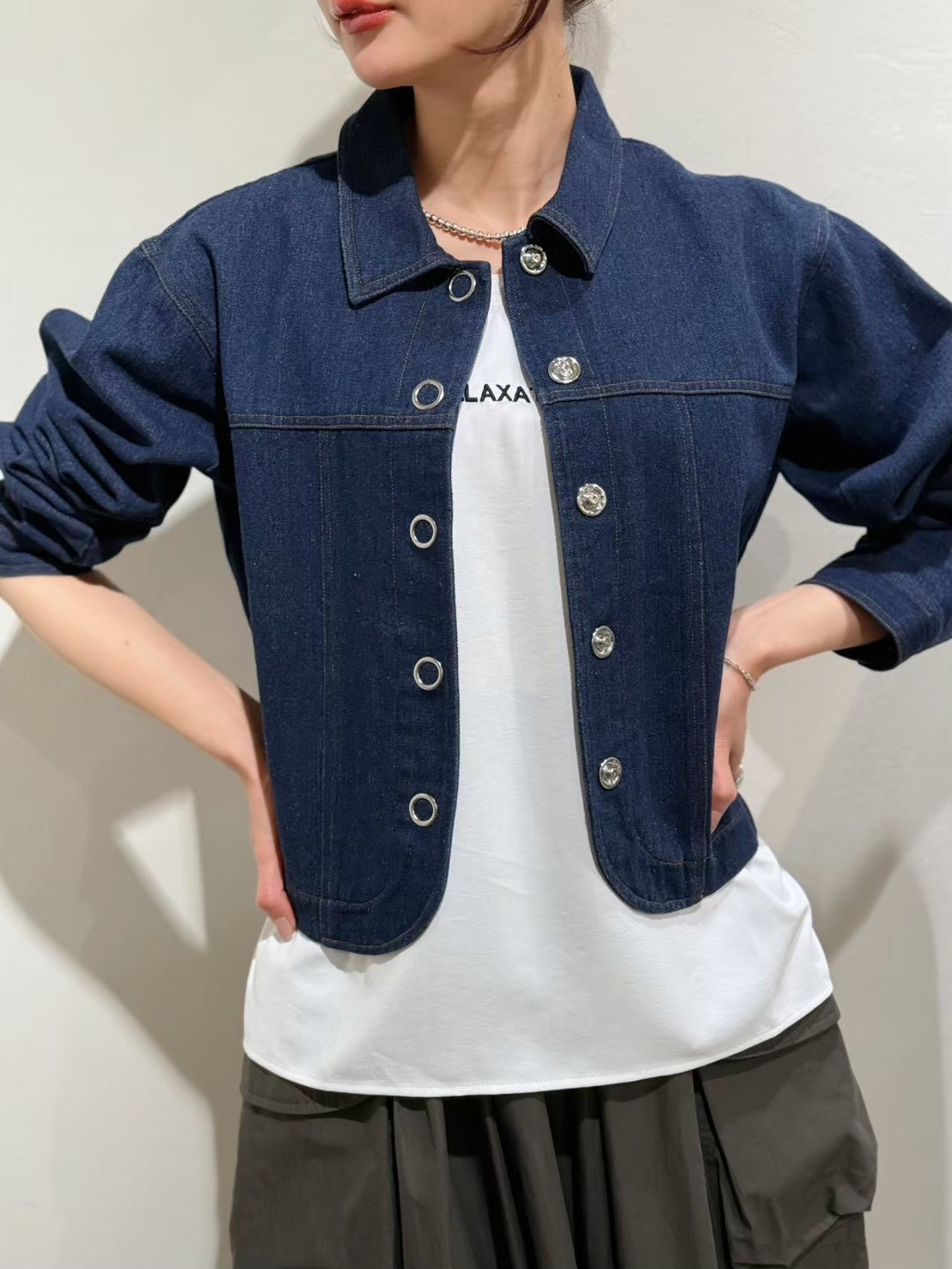 ショート丈デニムジャケット