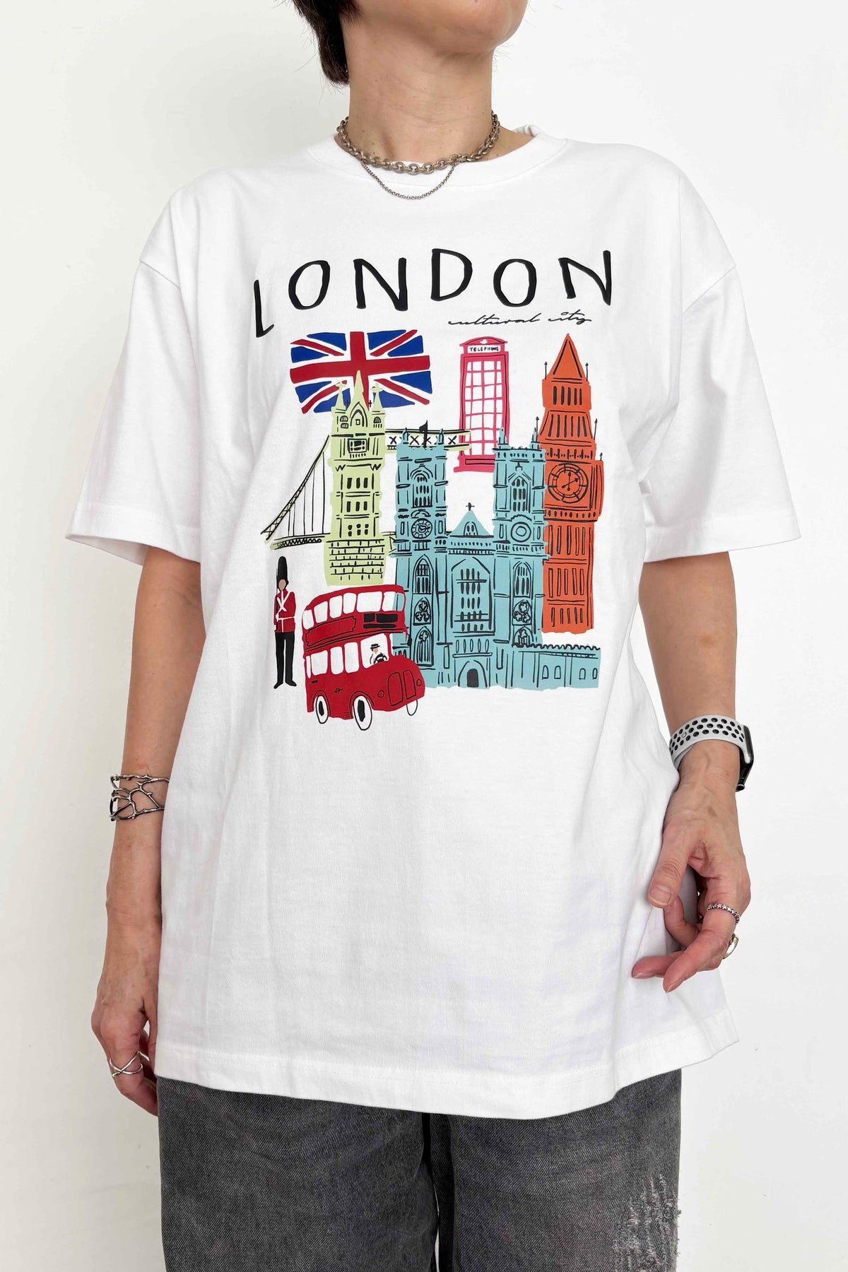 LONDONロゴプリントTシャツ