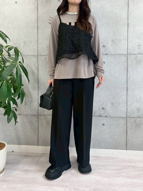 カーブポケットタックワイドパンツ