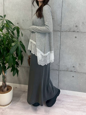 大人可愛い裾レースTOPS