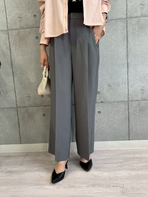 カーブポケットタックワイドパンツ