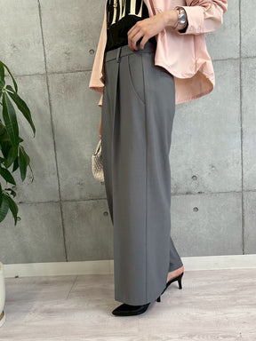 カーブポケットタックワイドパンツ