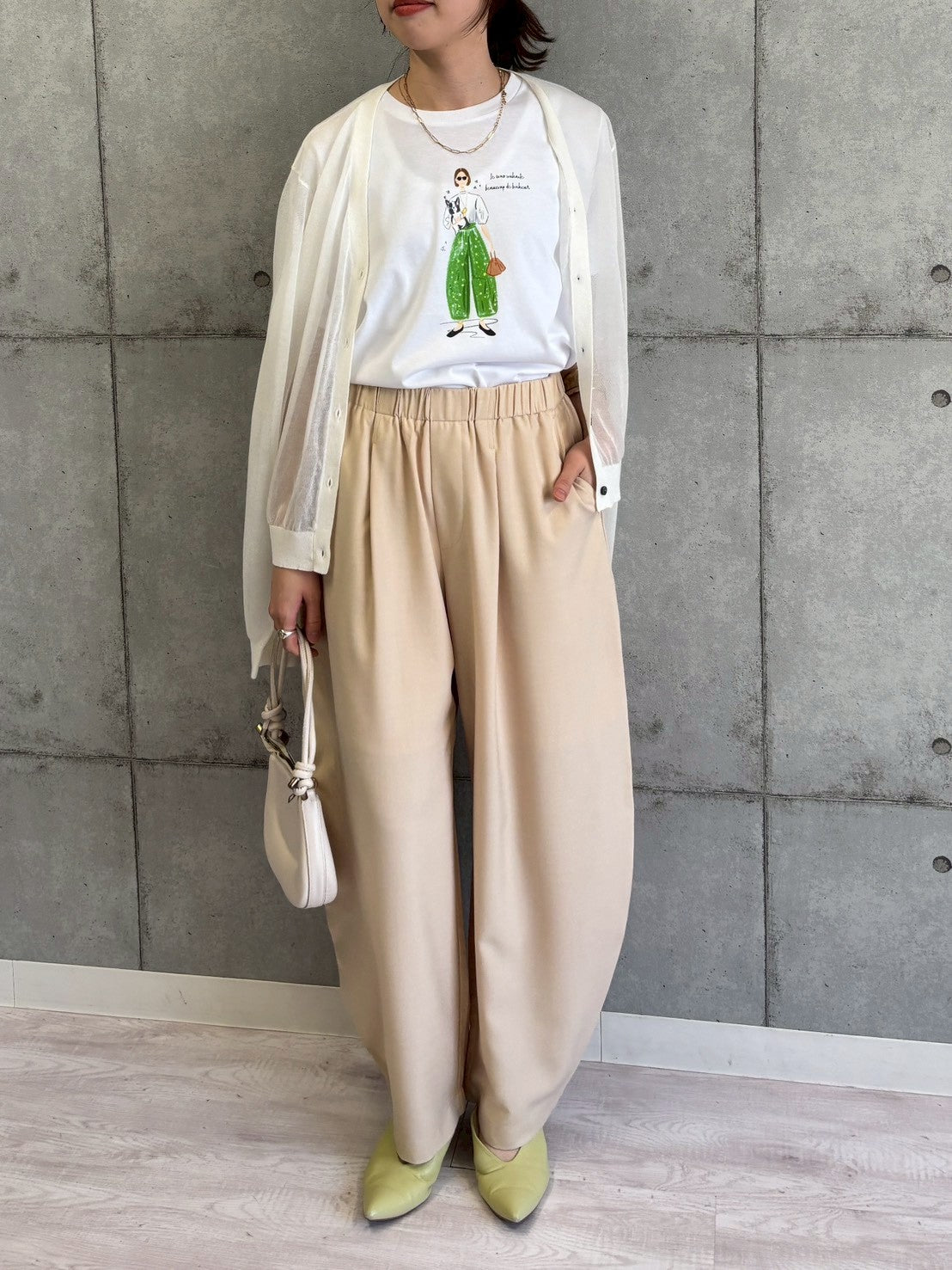 女の子柄Tシャツ.