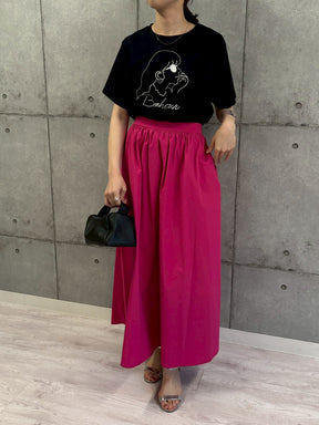 女の子柄コード刺繍Tシャツ