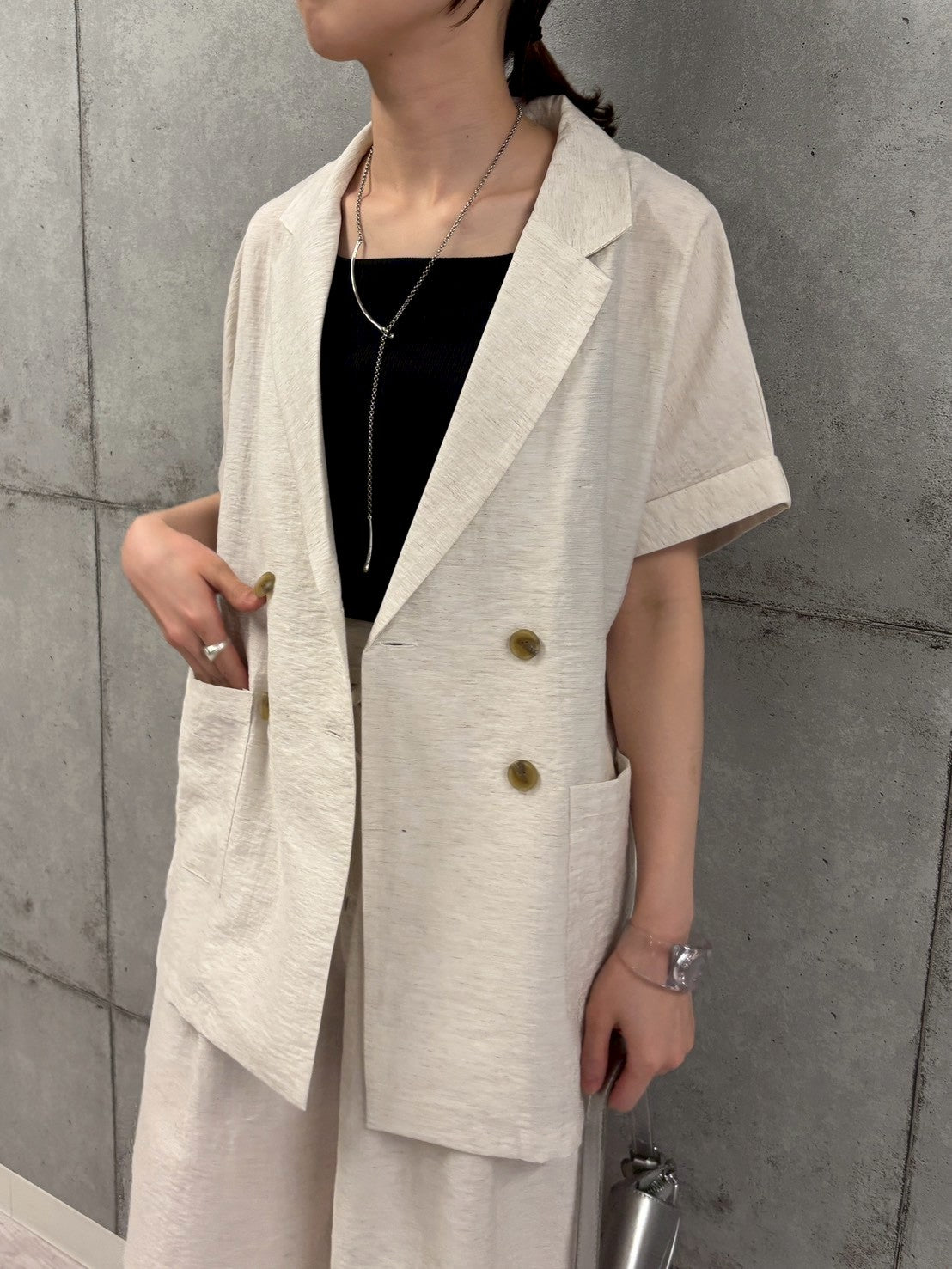 ショートスリーブジャケット