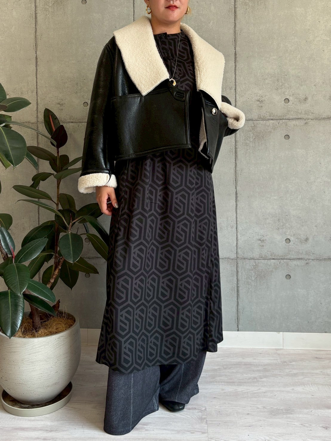 裏ボアフェイクレザージャケット