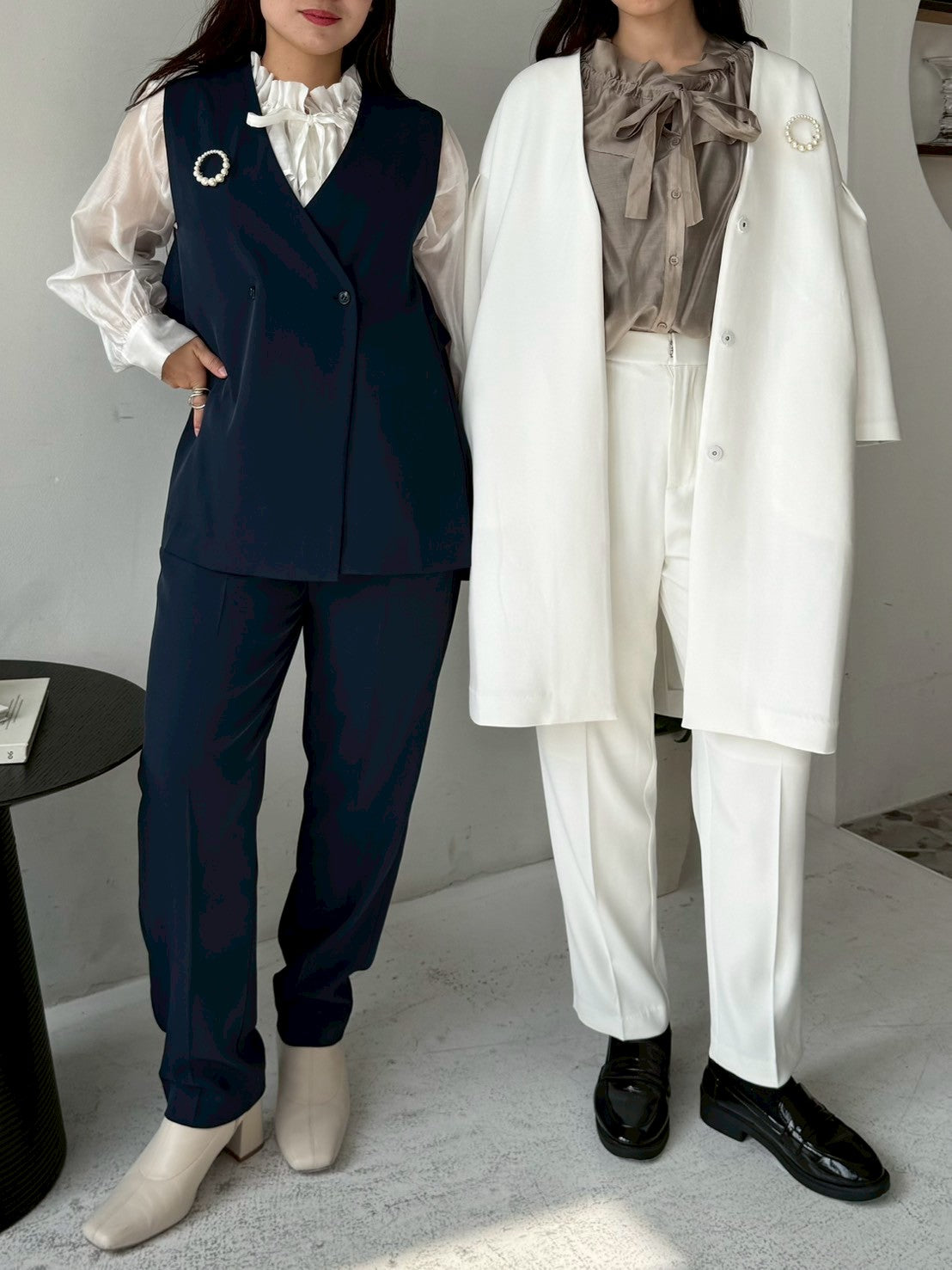 後ろぺプラムベスト