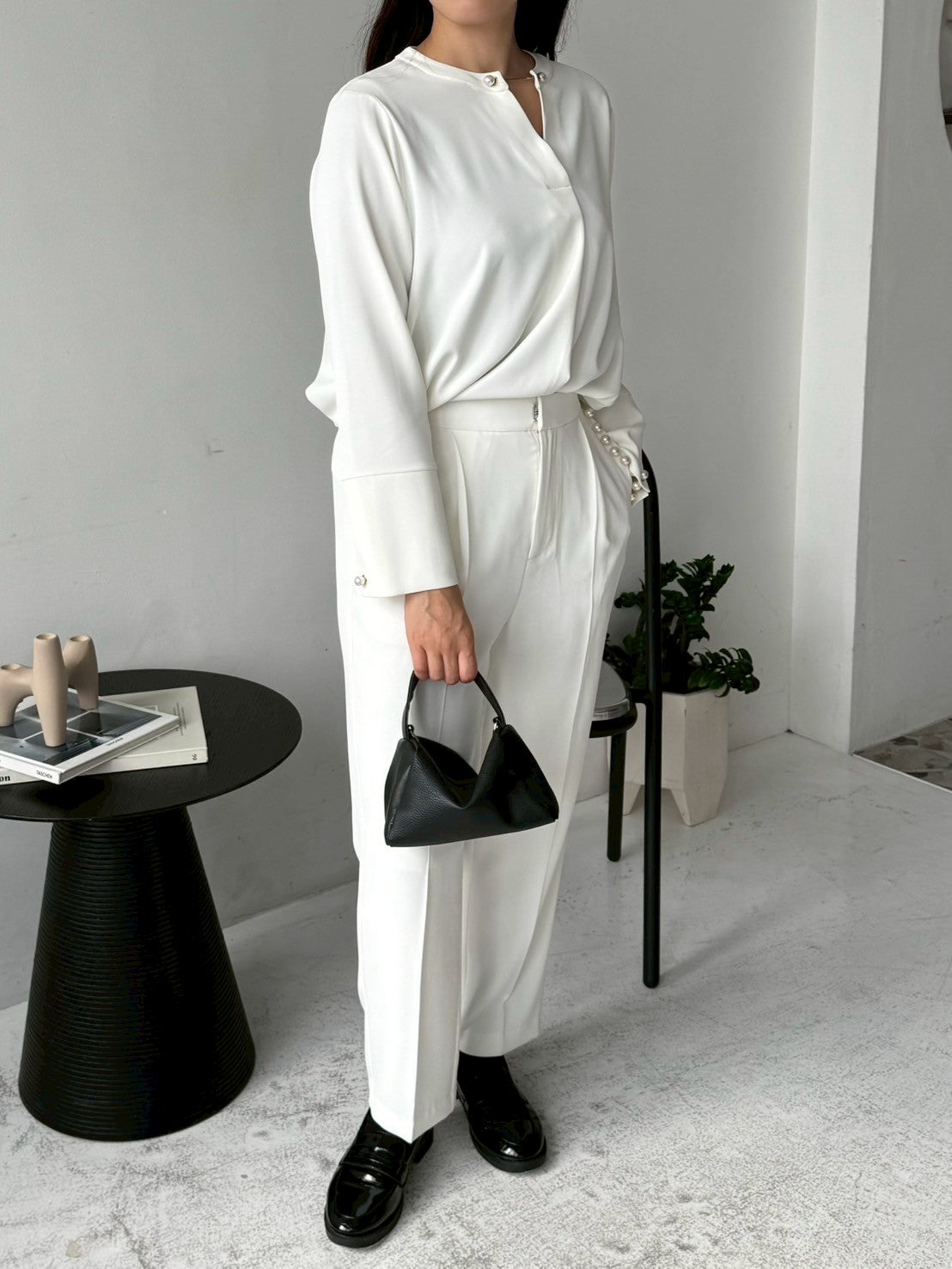 CBアシメパールブラウス