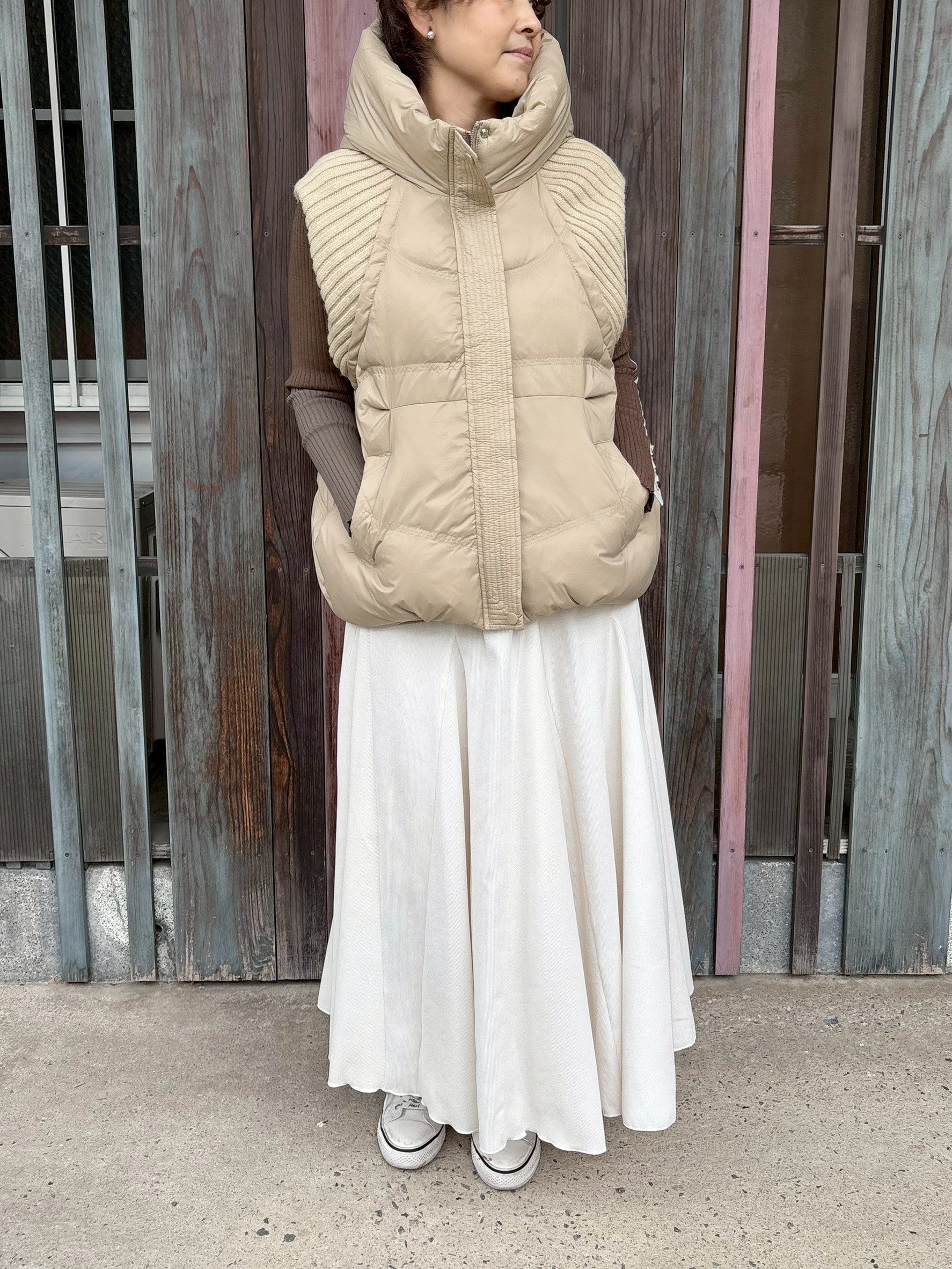 ニット×ダウンベスト