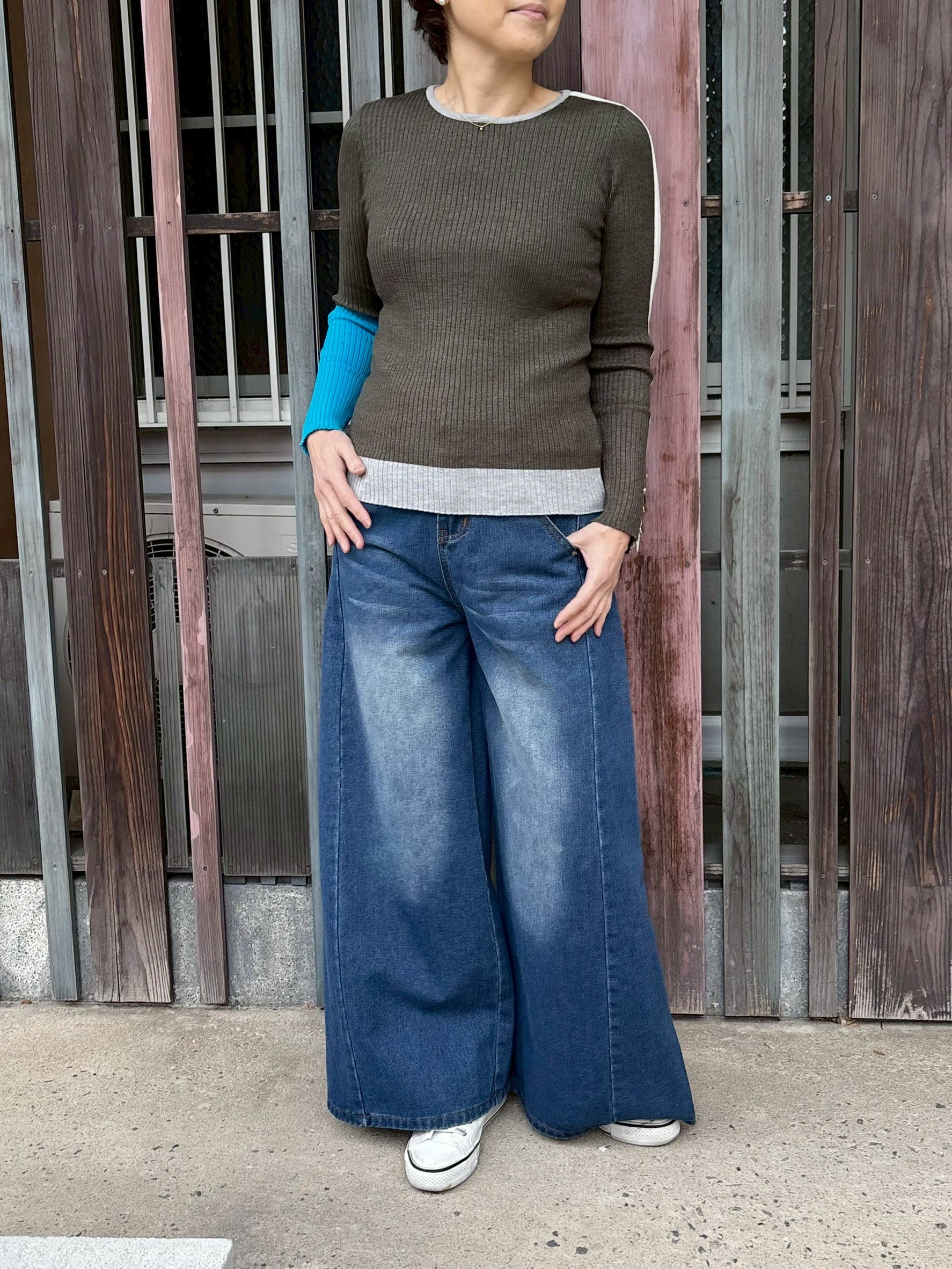 バリアスパターンリブニット