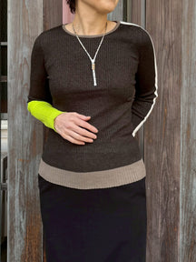 バリアスパターンリブニット