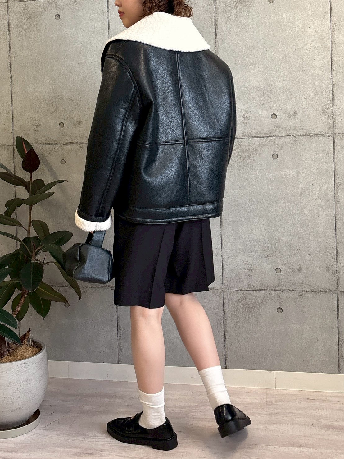 裏ボアフェイクレザージャケット