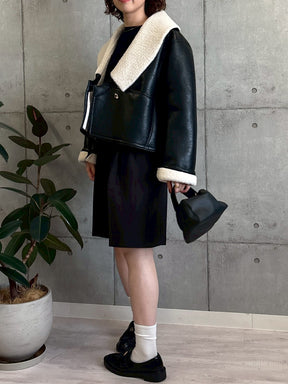 裏ボアフェイクレザージャケット