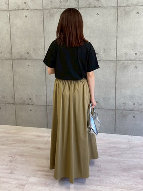 ハート刺繍×手書き風ロゴプリントTシャツ