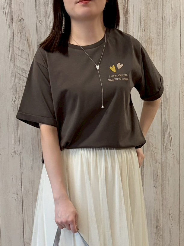 ハート×ロゴ刺繍Tシャツ
