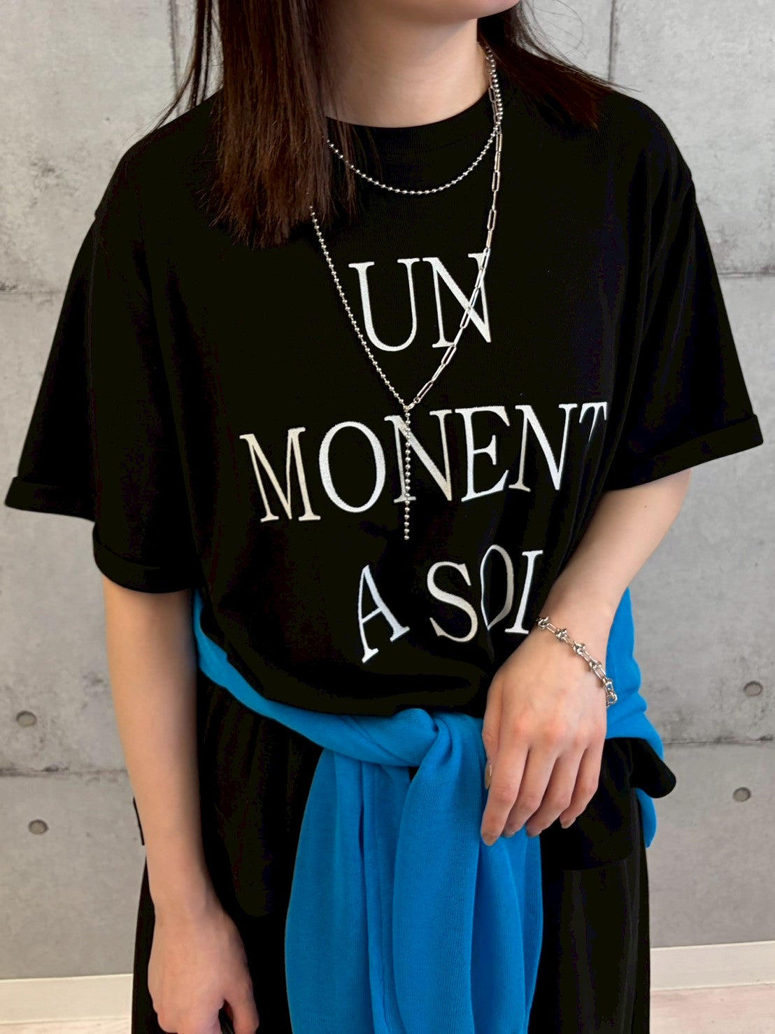 ロゴプリントTシャツ