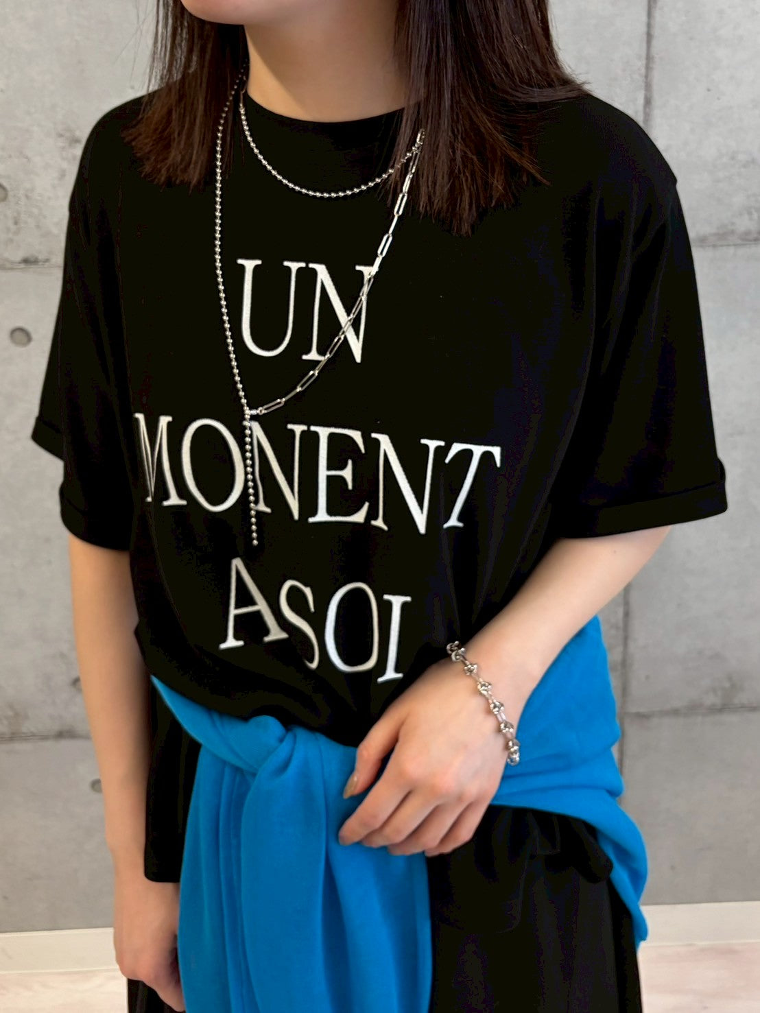 ロゴプリントTシャツ