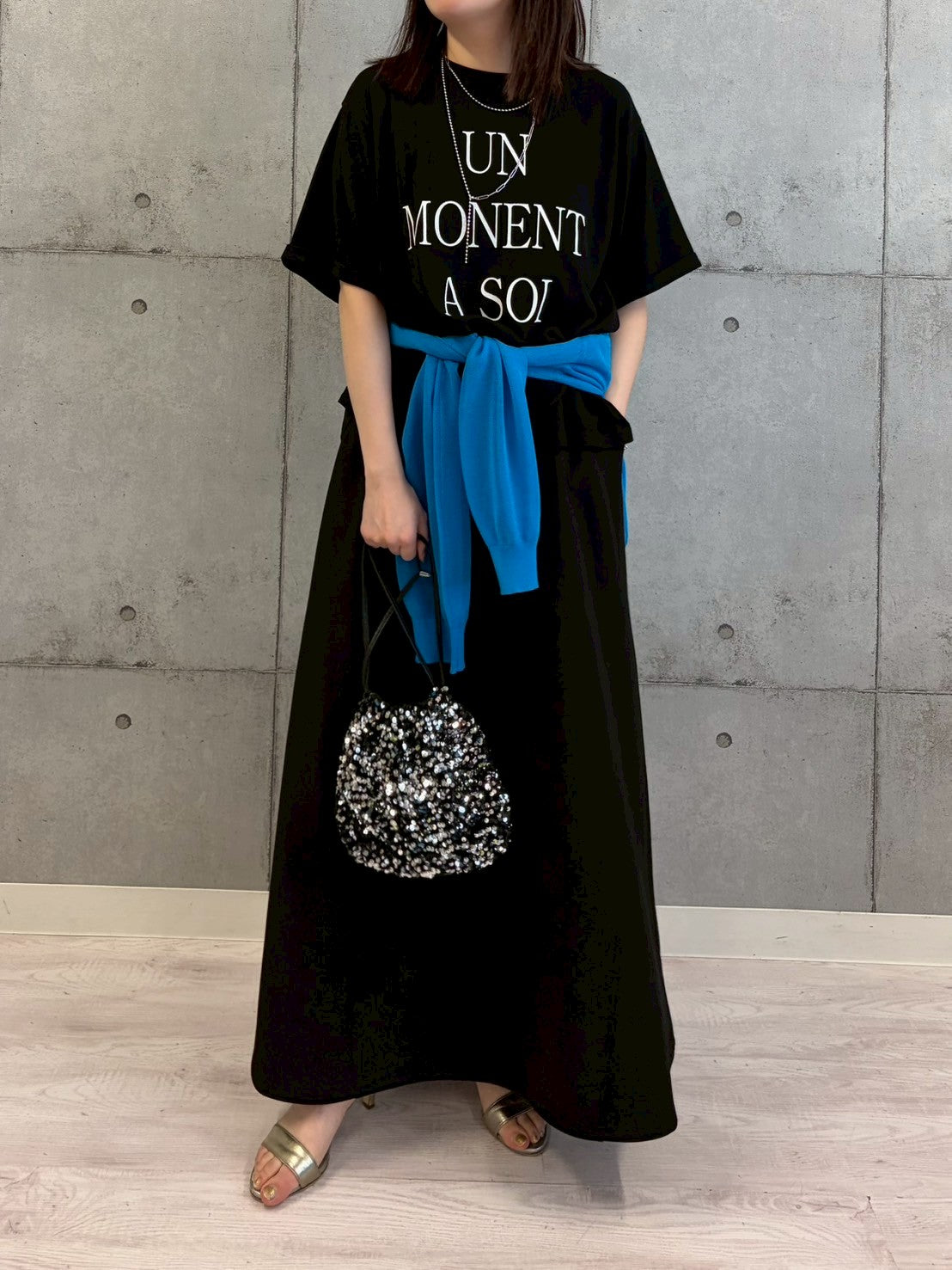 ロゴプリントTシャツ