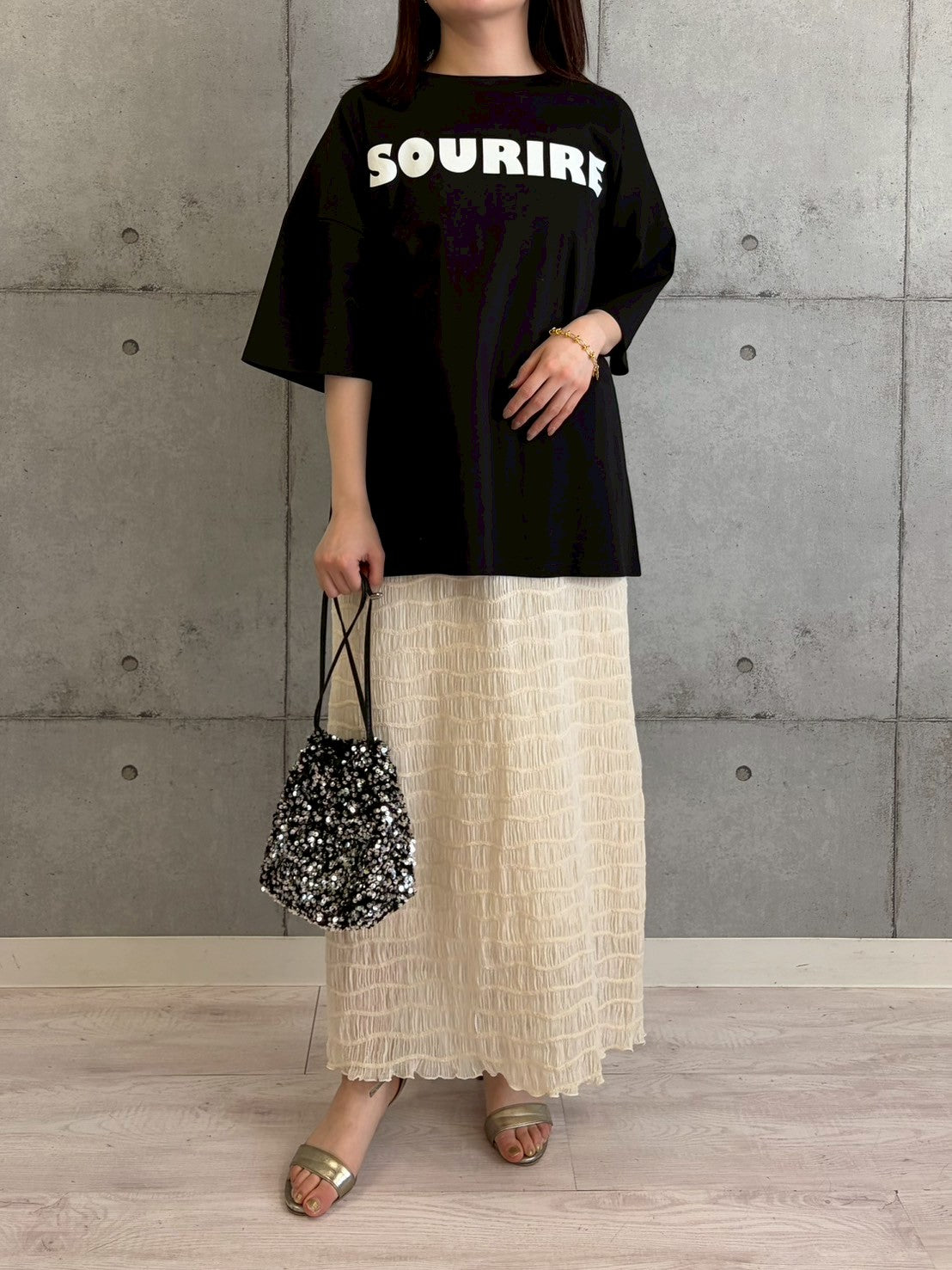 BIGシルエットロゴプリントTシャツ