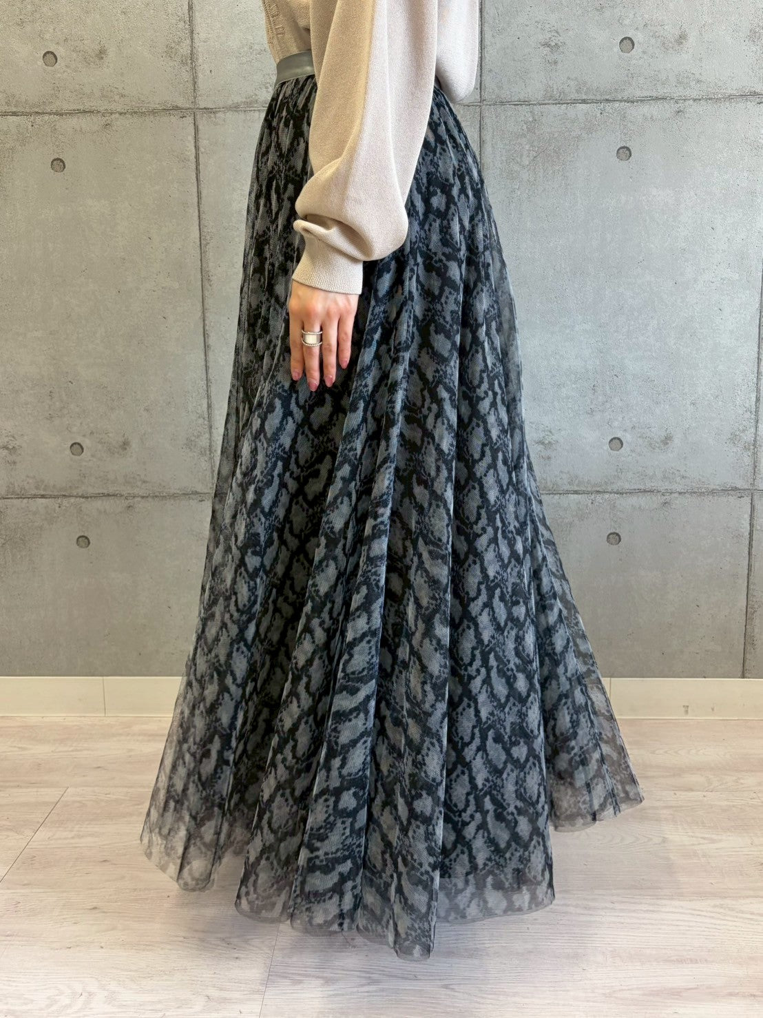 柄プリントチュールスカート