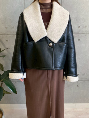 裏ボアフェイクレザージャケット