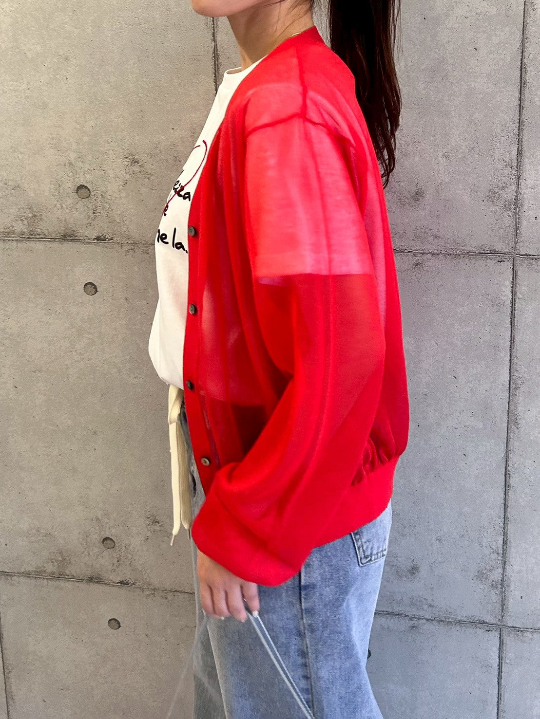 ハート刺繍×手書き風ロゴプリントTシャツ