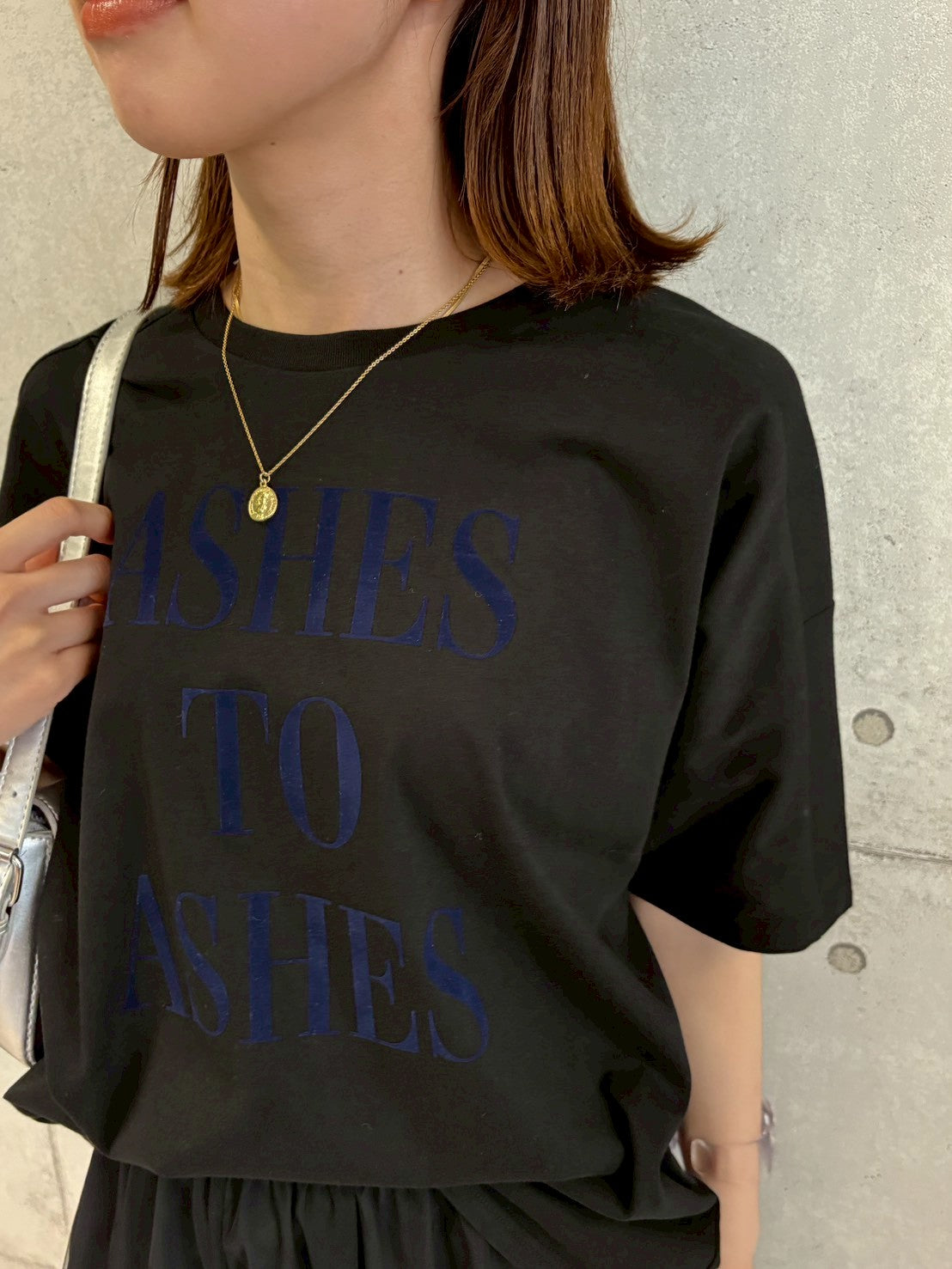 フロッキーロゴプリントTシャツ