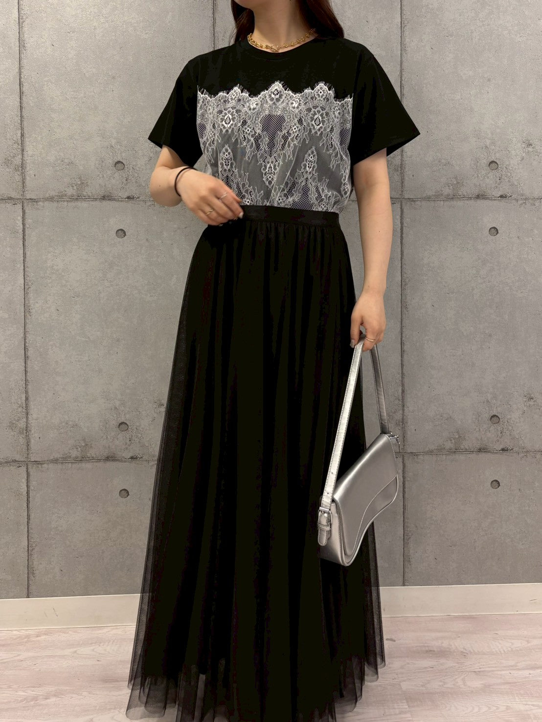 レースビスチェ風Tシャツ