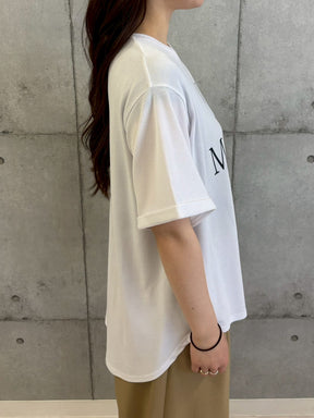 ロゴプリントTシャツ