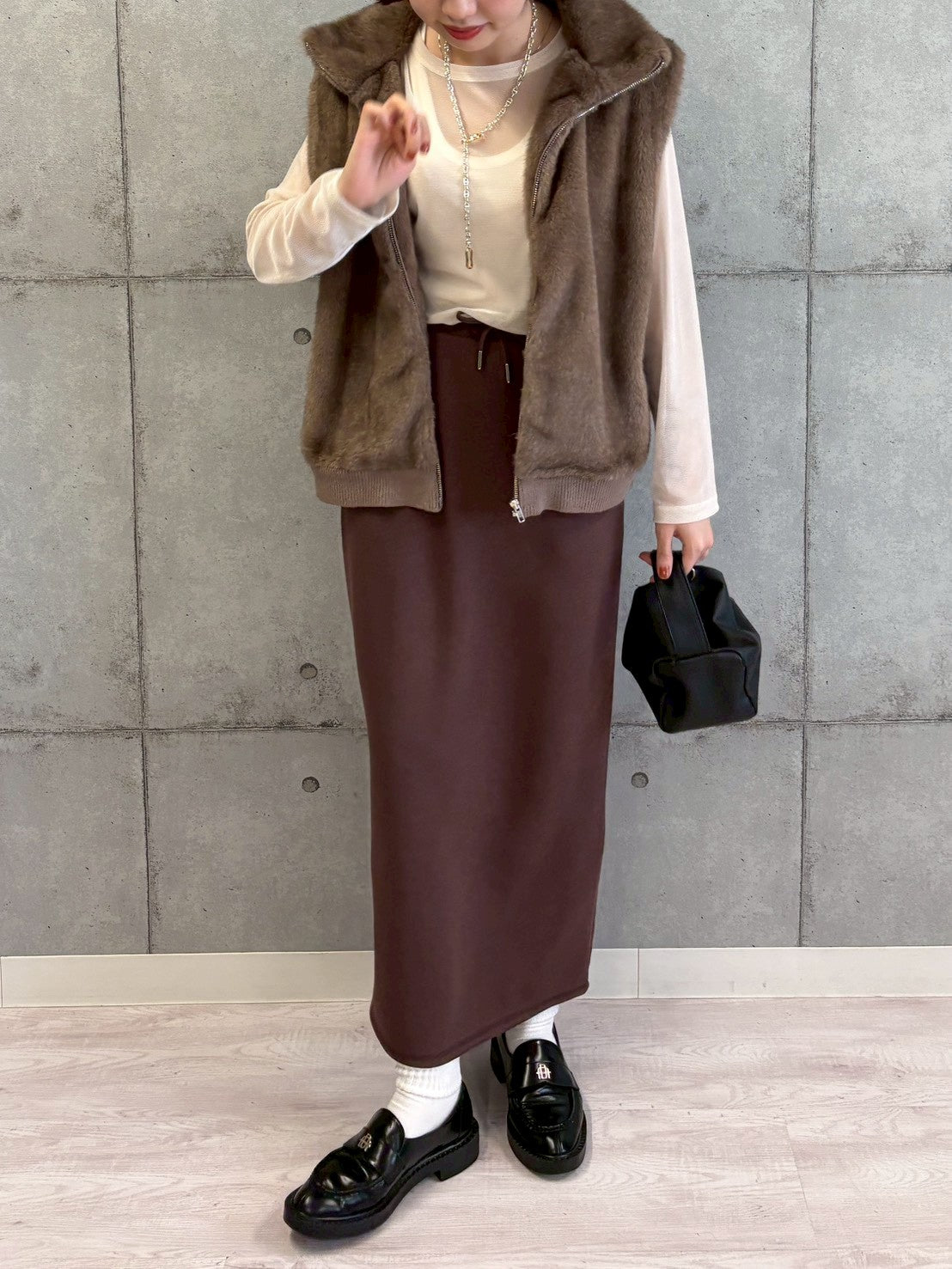 メッシュベロアトップス