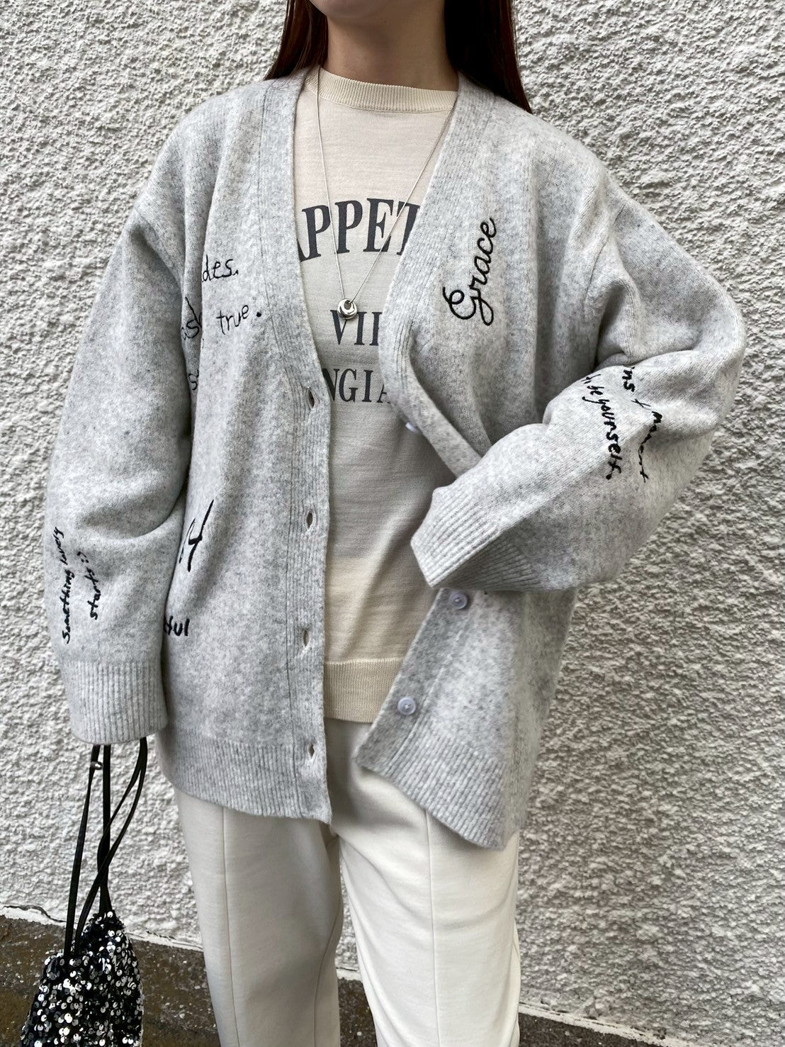 ROSIEE (ロージー) レタリング刺繍ニットカーディガン R791222