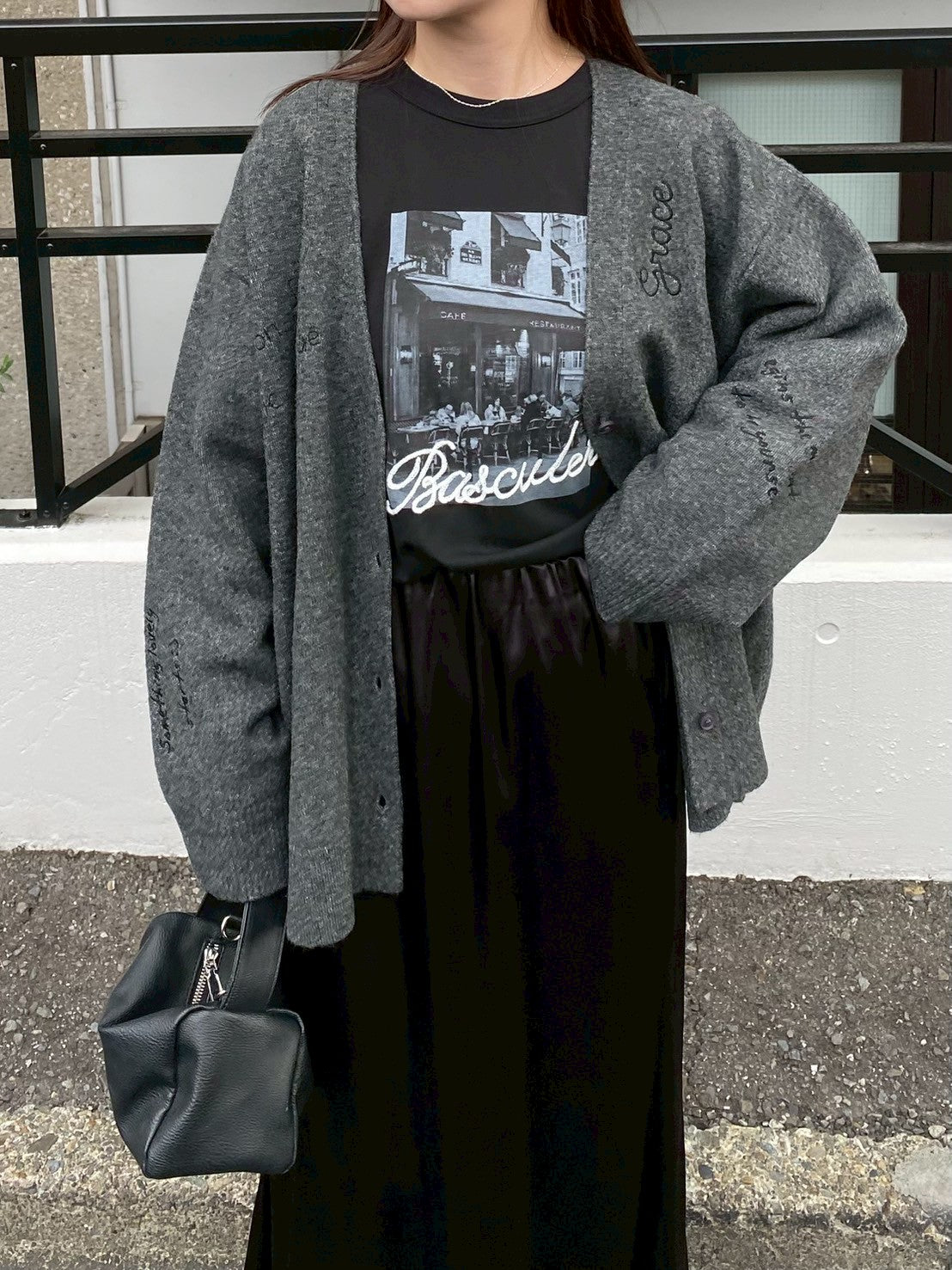 ROSIEE (ロージー) レタリング刺繍ニットカーディガン R791222