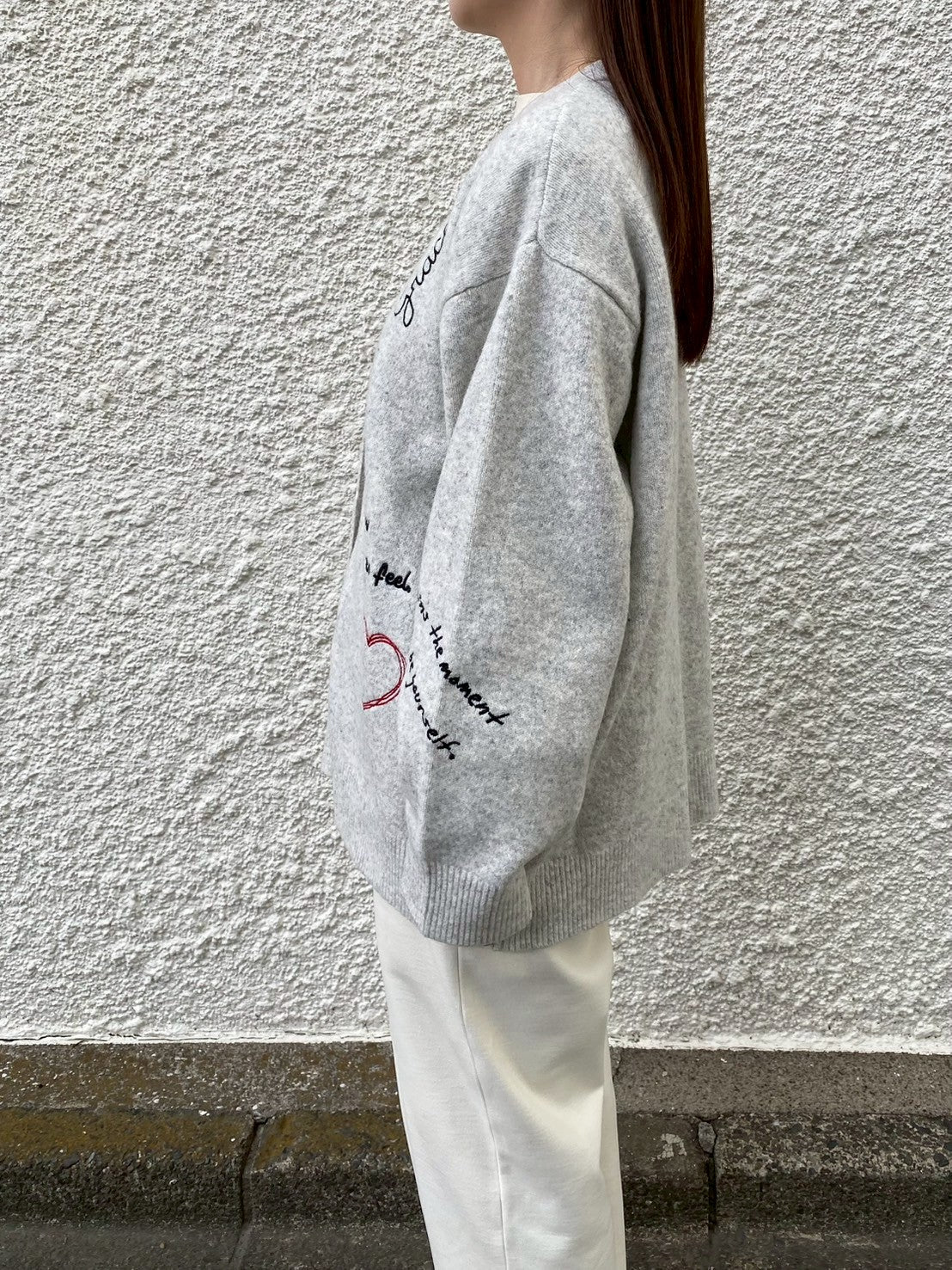 ROSIEE (ロージー) レタリング刺繍ニットカーディガン R791222