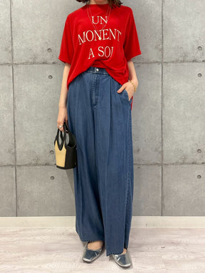 ロゴプリントTシャツ