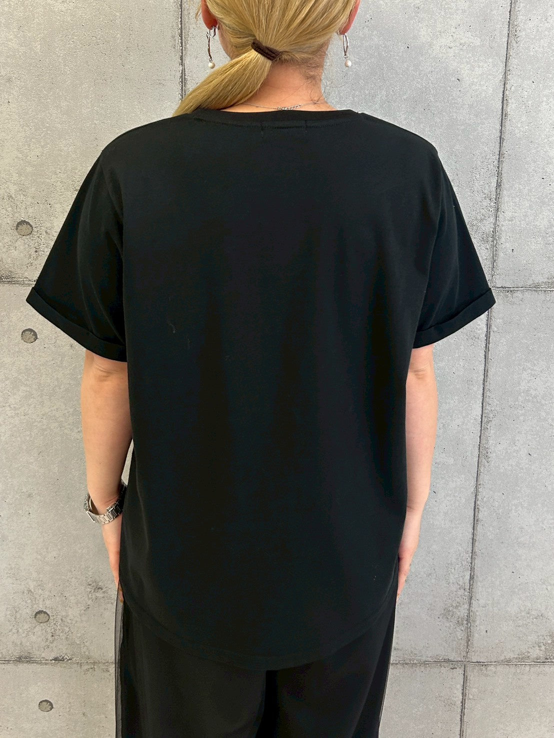 ハート×ロゴ刺繍Tシャツ