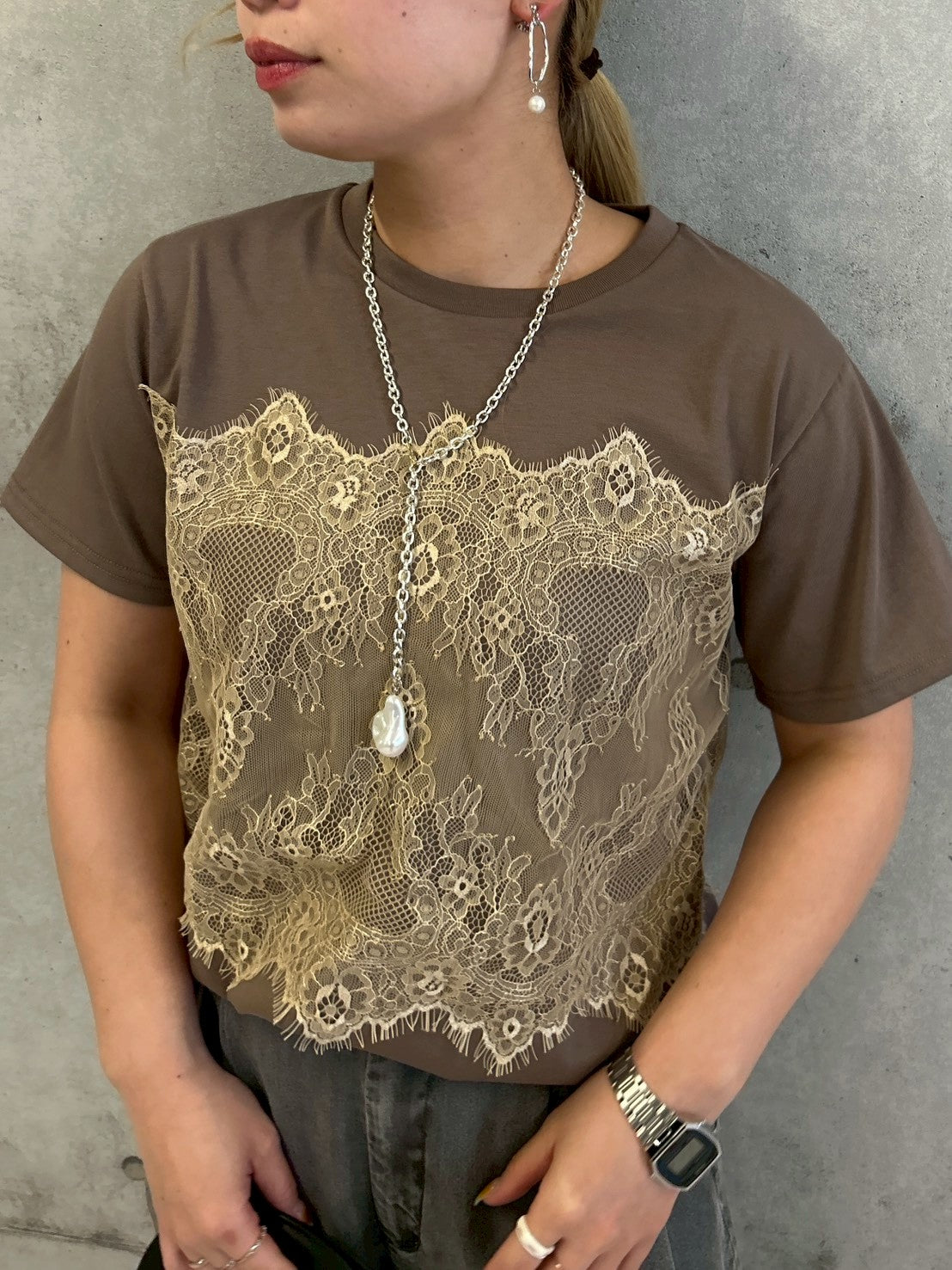 レースビスチェ風Tシャツ
